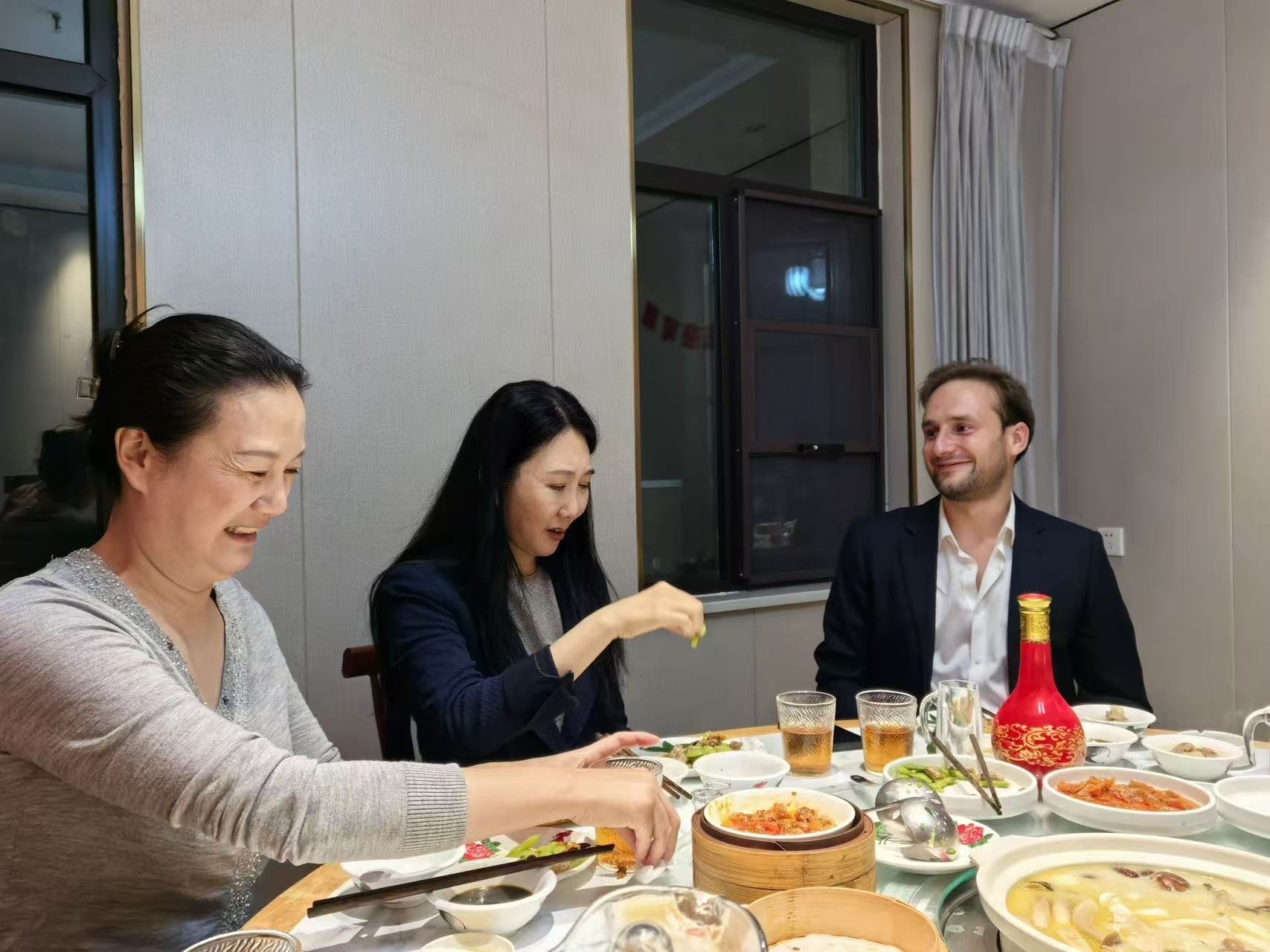 A welcome dinner with partners in China